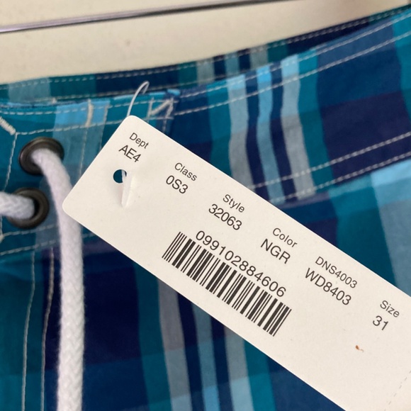 New J.Crew men’s board shorts/swim trunks - Picture 2 of 8